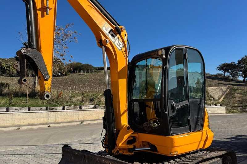OmecoHub - Immagine JCB 8065RTS
